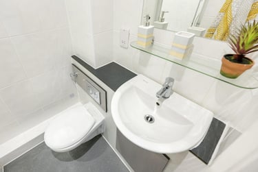 1 bed flat, St Leonards Gate, City Centre, Lancaster, LA11NN - Image 6